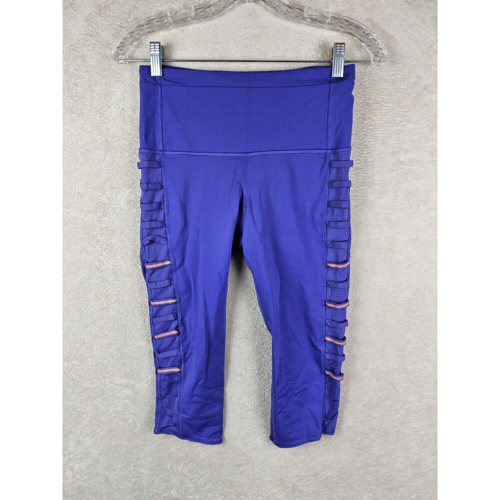 Lululemon Women’s Cropped Athletic Leggings Size 6